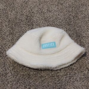 Girls Fuzzy Justice Bucket hat